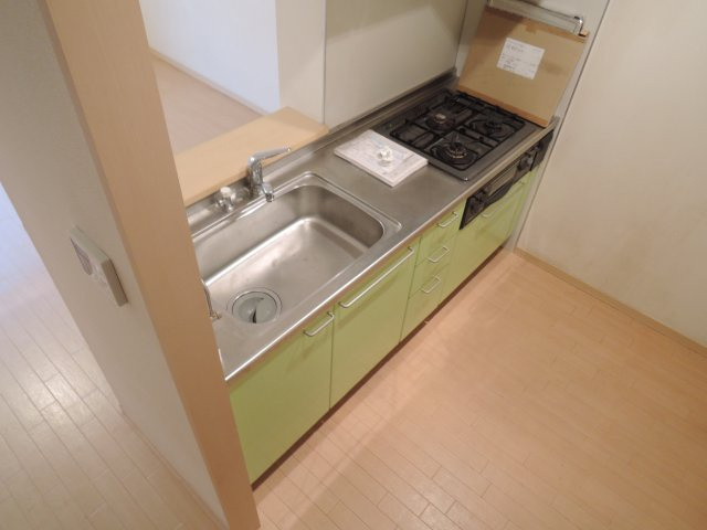 グリーンコート上牧のキッチン