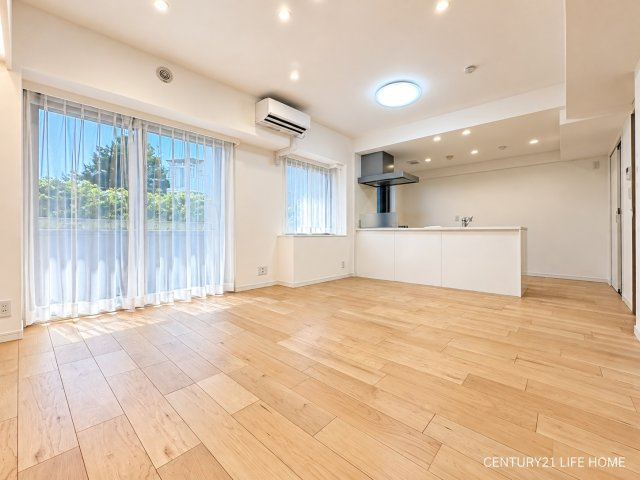 【居間・リビング】 | コートハウス日吉本町 | 使いやすい居間です