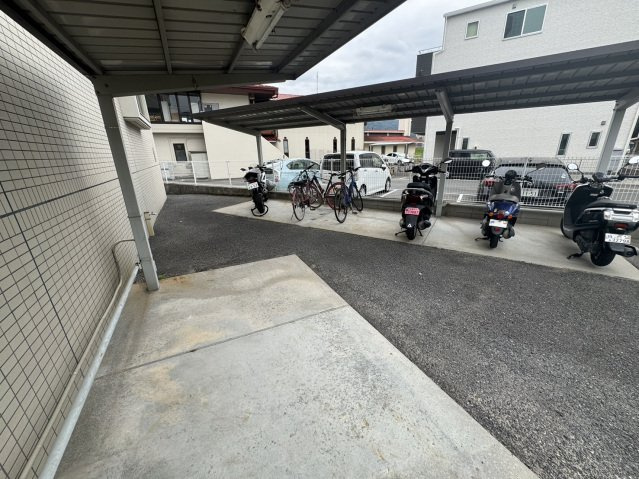 【その他共用部分】BAUHAUS東原 