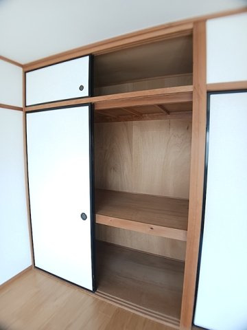 ハイツ蔵西の収納