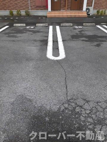 アクティ北鴨　Ｃの駐車場