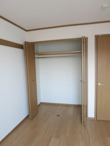 ロンジェヴィテ東沖　Ａの収納