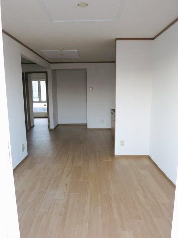 ロンジェヴィテ東沖　Ａの居間・リビング