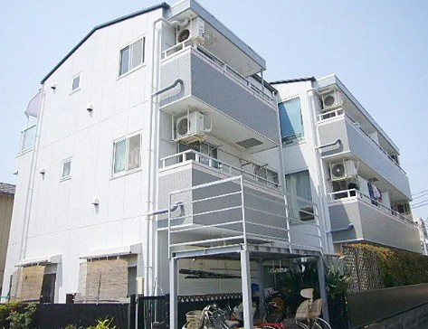 マンションルピナスの外観