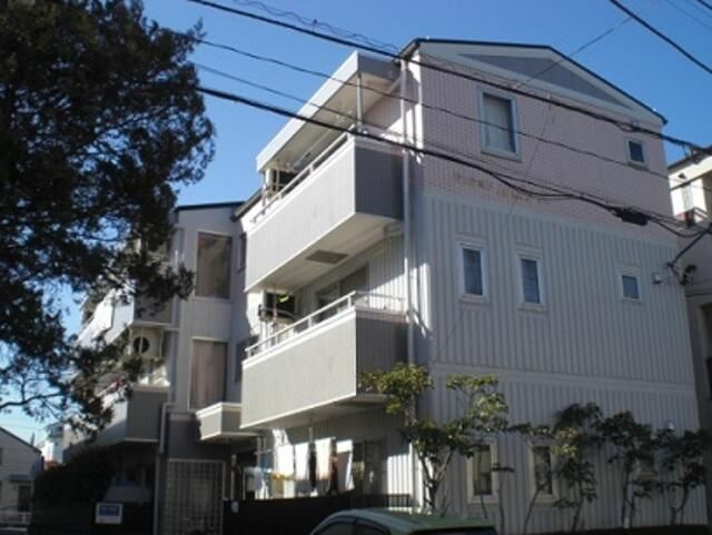 マンションルピナスの外観