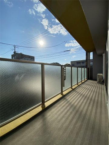 クロノス39京町本丁のバルコニー