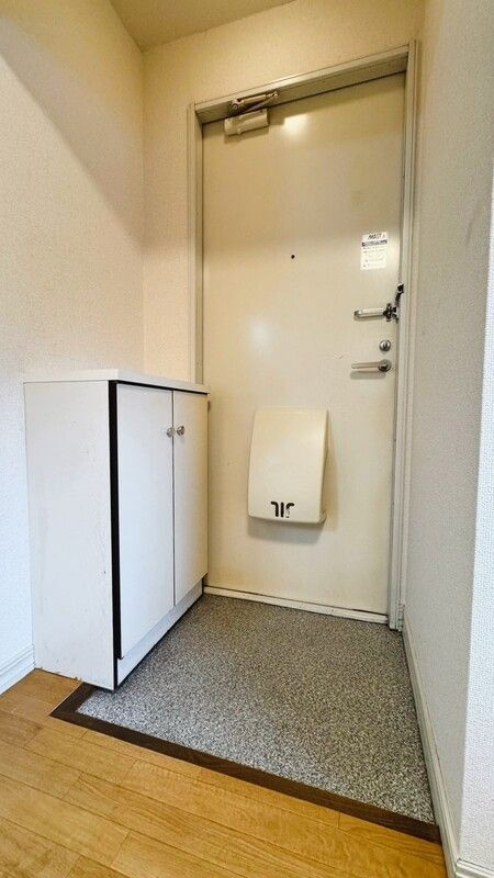 ユーフラットの玄関