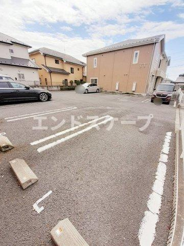 セレーノの駐車場|高崎、前橋のお部屋探しはエンドスケープまで！お客様の理想お聞かせ下さい♪