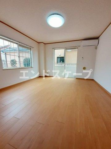 セレーノの居間・リビング|高崎、前橋のお部屋探しはエンドスケープまで！お客様の理想お聞かせ下さい♪