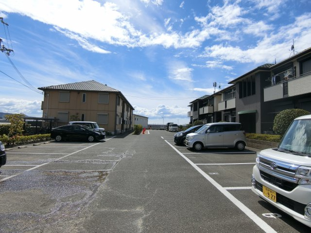 【駐車場】 | シャーメゾン光明池B棟