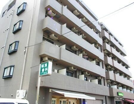 ジュネス南林間の外観