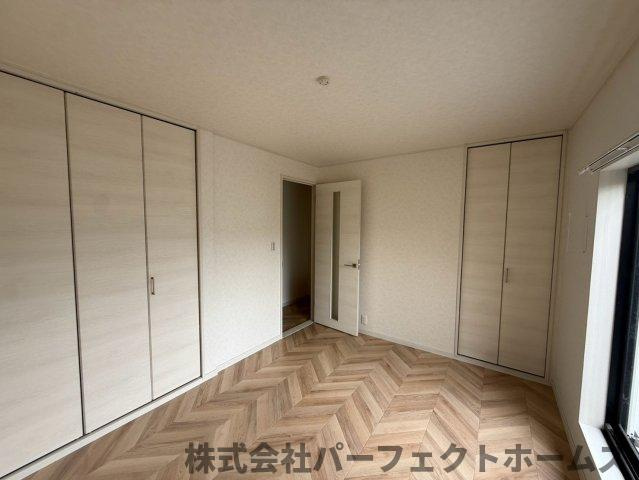 招提南町1丁目テラスハウスの洋室|使い勝手のいい洋室です