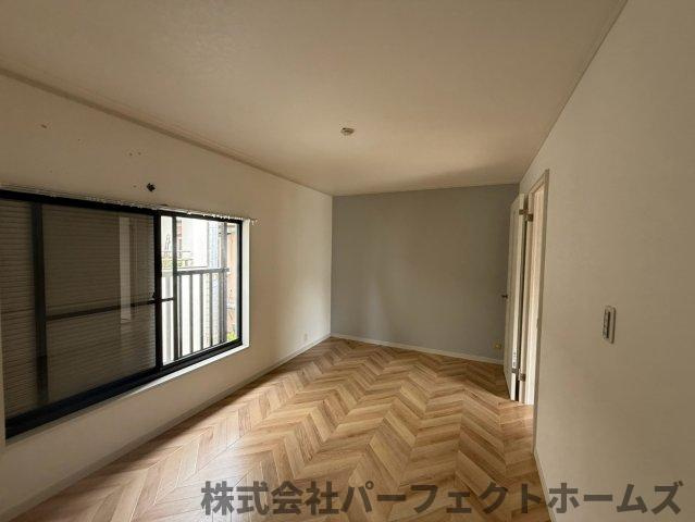 招提南町1丁目テラスハウスの洋室|広々とした洋室です