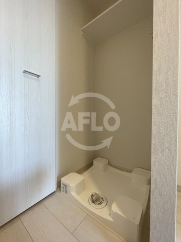 アドバンス難波南ワイズの洗面所|アドバンス難波南ワイズ　洗濯パン