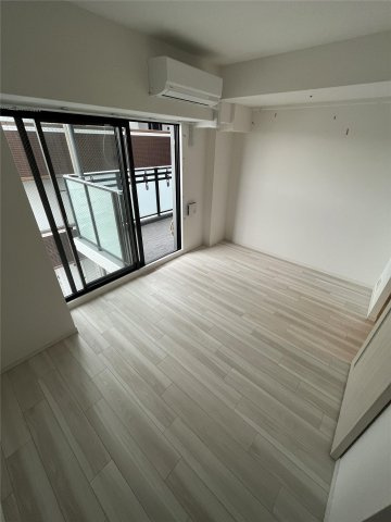 【洋室】 | S-RESIDENCE難波大国町Deux