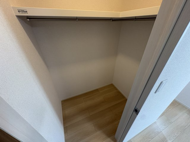 ヒカルサ明石南王子の収納