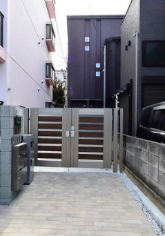 リリオ北綾瀬のエントランス|建物の内部です