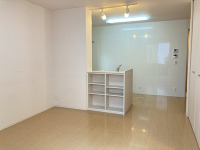 【内装】 | メルベーユ | 別のお部屋の写真です