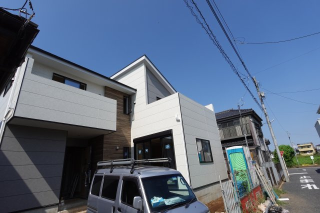 霞ヶ関北6丁目　4LDK駐車３台　新築戸建の外観