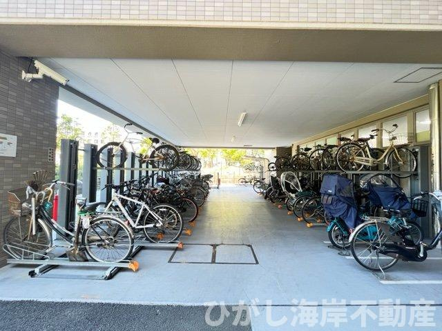 サーパス茅ヶ崎第2の駐輪場|敷地内駐輪場
