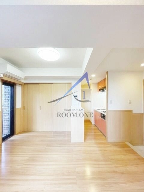 メゾン・カレンの居間・リビング|洋室のお部屋です。