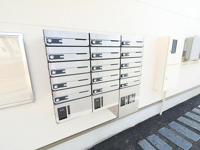 ジーメゾン奈良クレールのその他共用部分|ポストになります