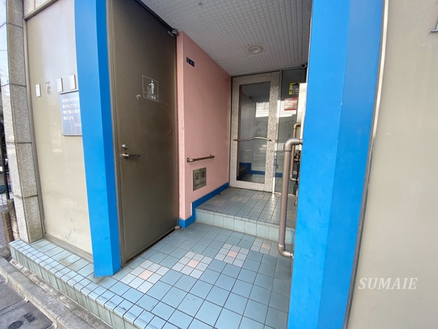 Ｋキュービックのエントランス|こちらが入口です♪