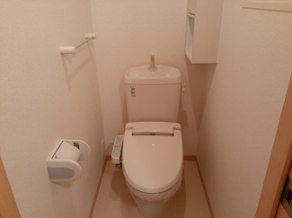 【トイレ】 | ノイ・フリーデＢ | トイレも気になるポイント