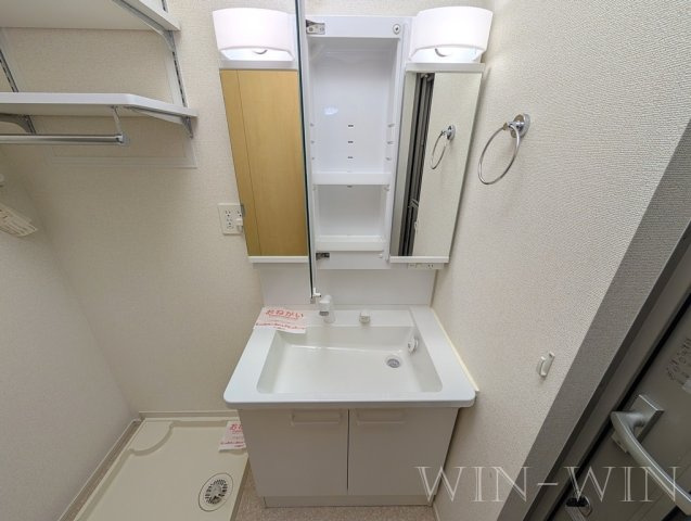アイリス恵の独立洗面台