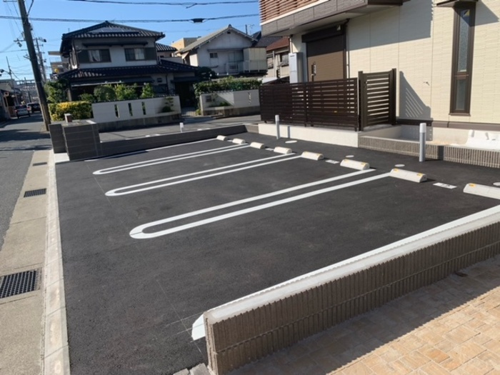 メリヤス手柄の駐車場