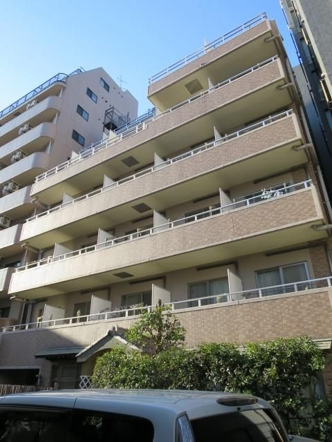 ルミエール巣鴨の外観