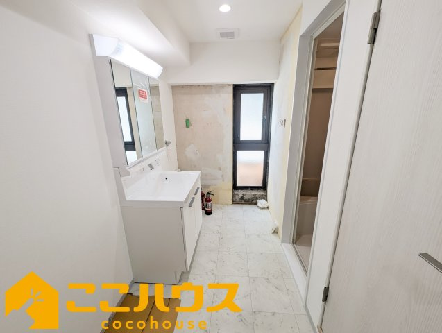 ライオンズマンション曙の脱衣所|脱衣所
