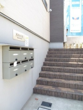 品川区豊町２丁目のアパートのエントランス