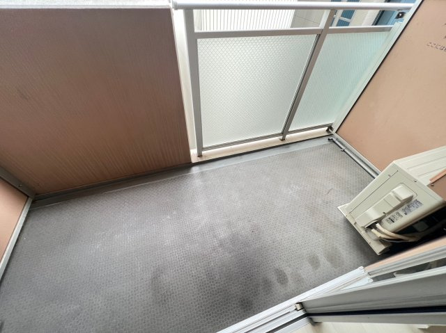 クロスレジデンス大阪新町のバルコニー