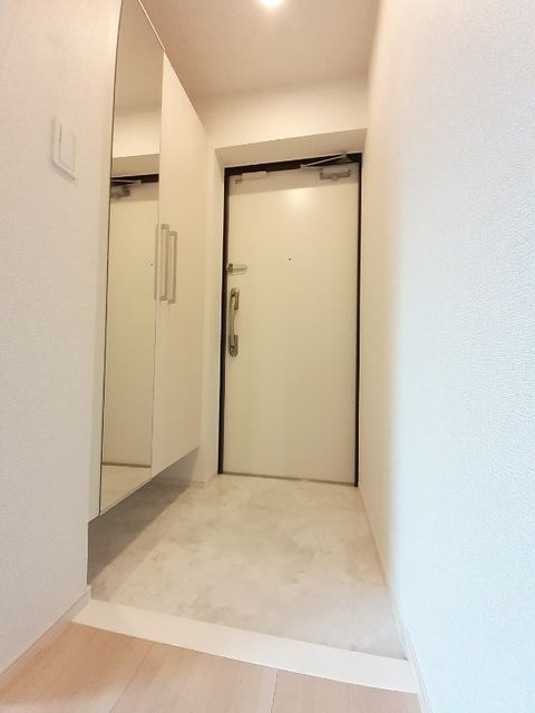グランツ恵比寿の玄関