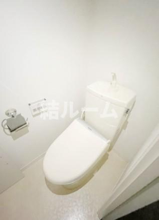 板橋区本町の賃貸マンションのトイレ|別号室参考写真