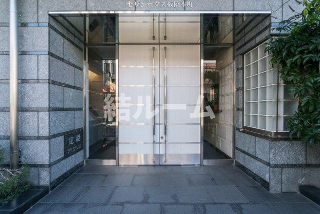 板橋区本町の賃貸マンションのエントランス