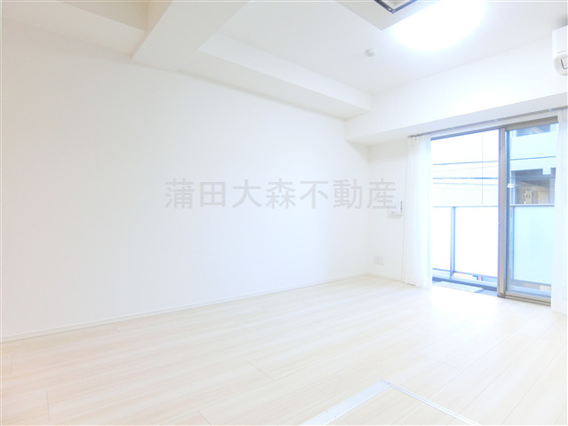 LIBR GRANT羽田の居間・リビング