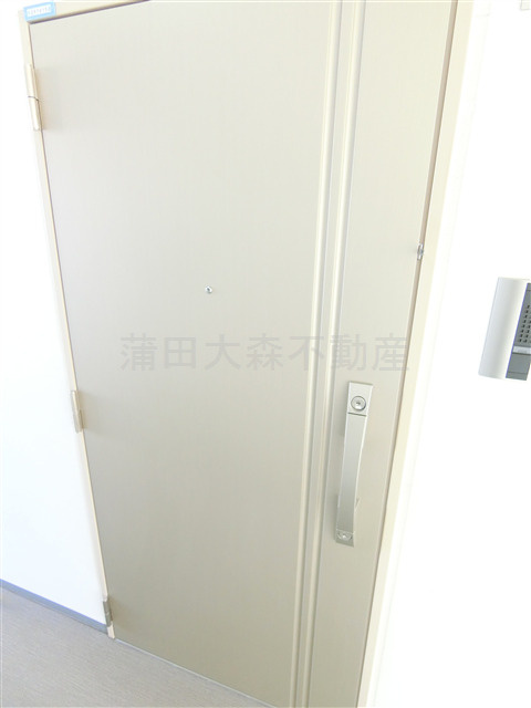 LIBR GRANT羽田の玄関