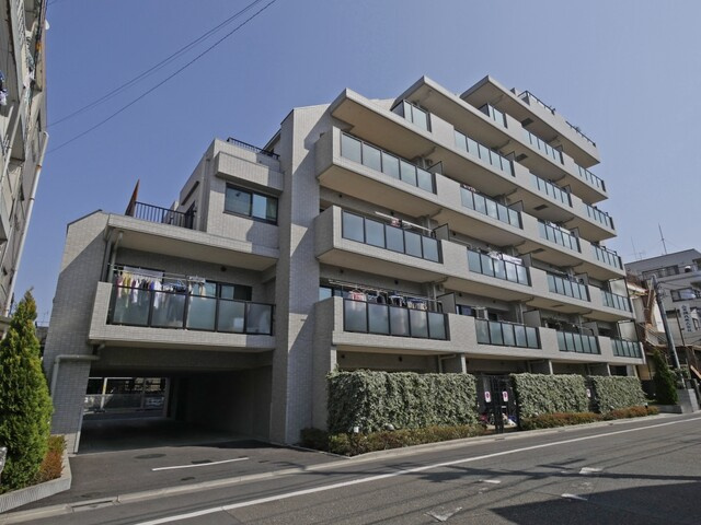 グランイーグル久が原の外観|平成２６年築の耐震基準適合マンション、グランイーグル久が原は即日現地案内可能となっておりますので、お気軽にお問い合わせください！