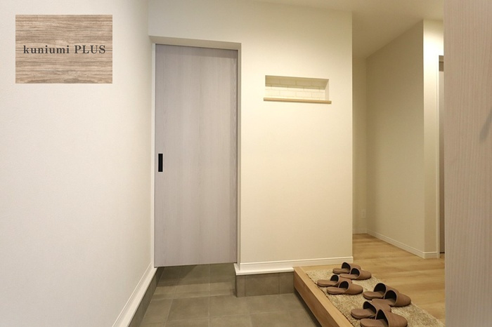 大阪市住之江区東加賀屋3丁目の玄関