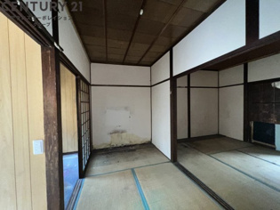 野口文化の居間