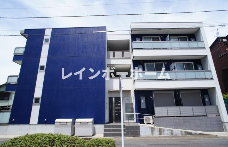 エルスタンザ船橋の外観