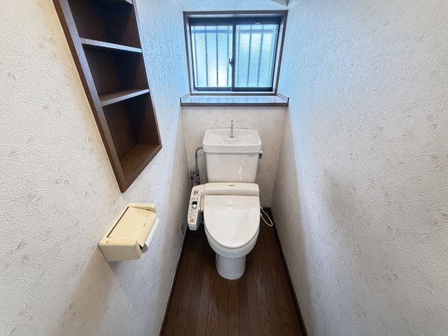 下石倉町中古住宅のトイレ|■2階トイレ