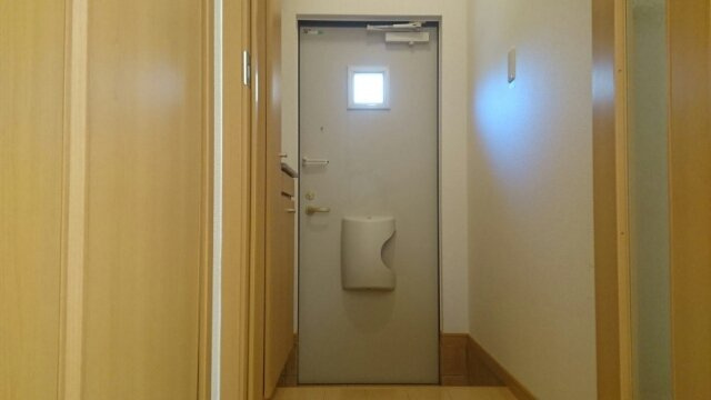 パラッツオ　エテルノの玄関|きれいな玄関です