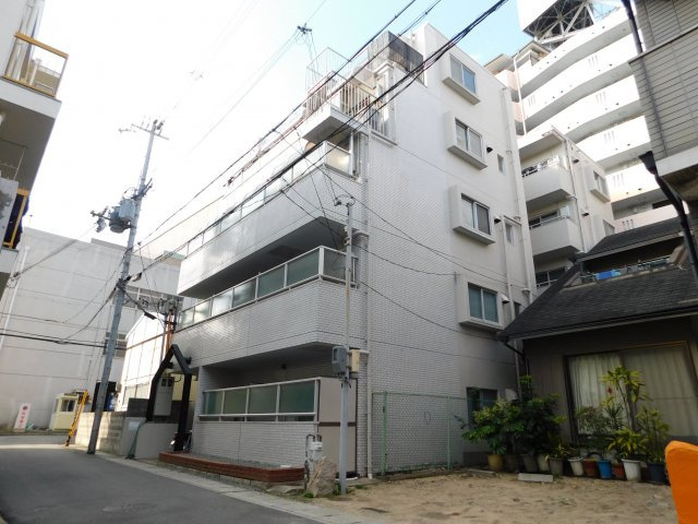 ダイドーメゾン御影Ⅵの外観