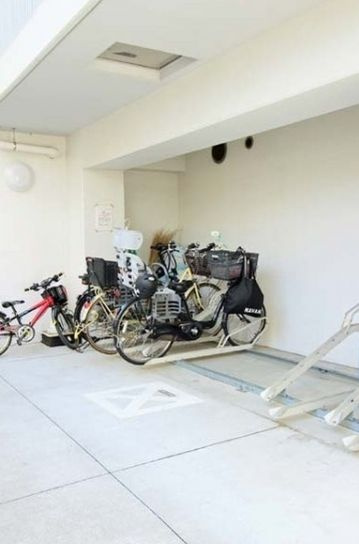 【その他共用部分】コンフォリア駒場