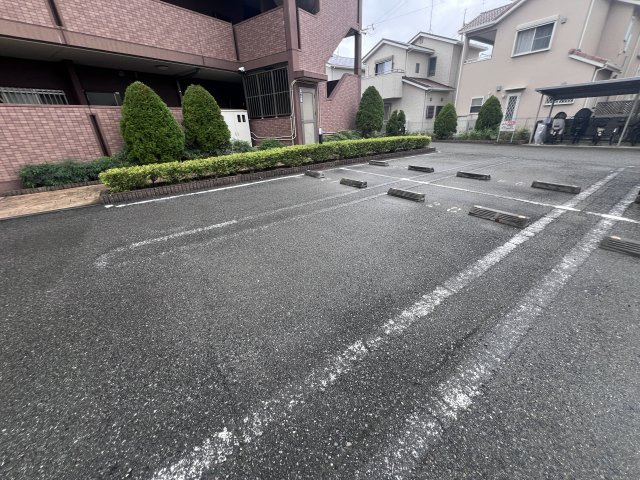 ＴＫエレガンテの駐車場