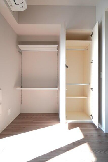 【収納】 | ※写真は同タイプ住戸です。