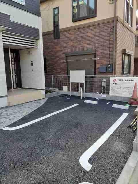 ユートリーⅡの駐車場